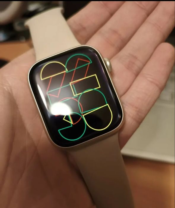 Продам часы Apple watch series 8. 45мм