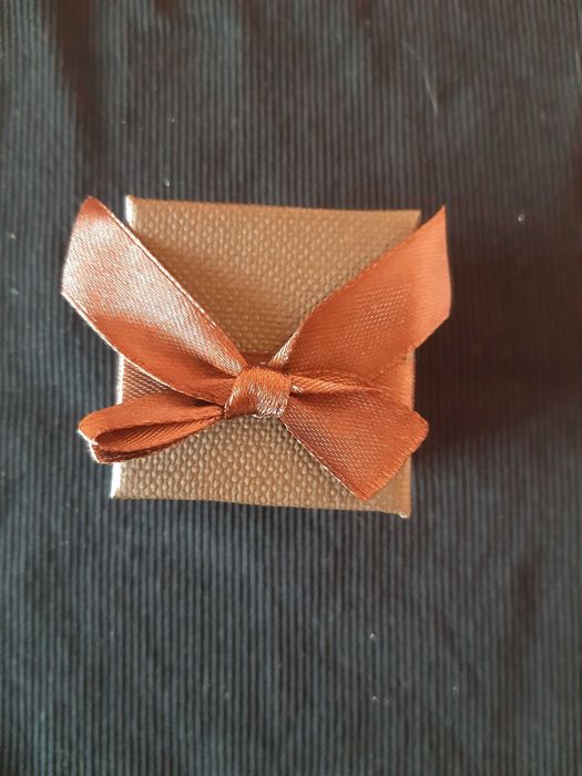 Верижка (синджирче), сребърна дамска чисто нова в кутийка