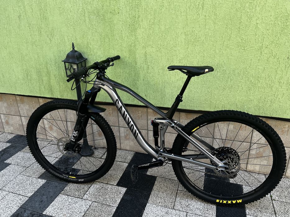 Bicicleta Full Suspension Canyon