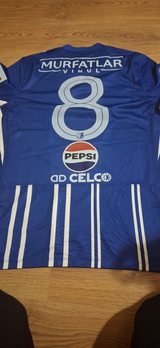 De vanzare haine Farul Constanta