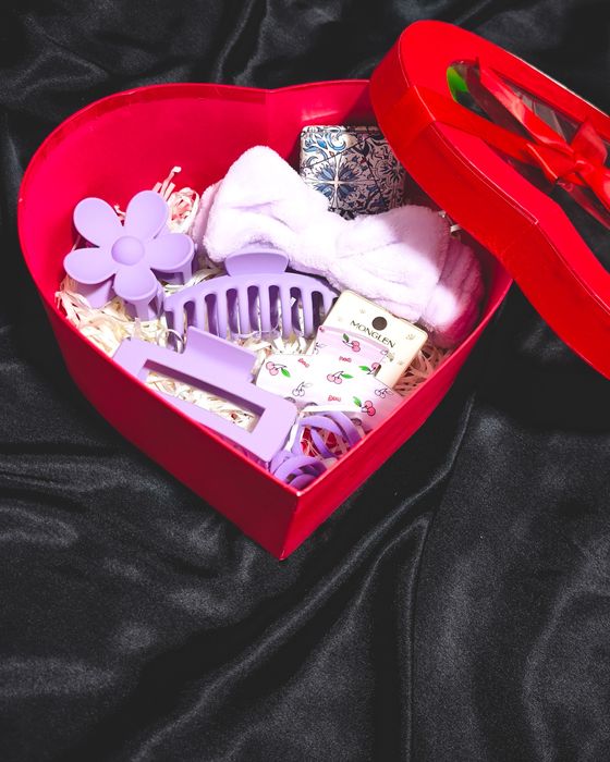 Подарок для любимой  бокс для девочек