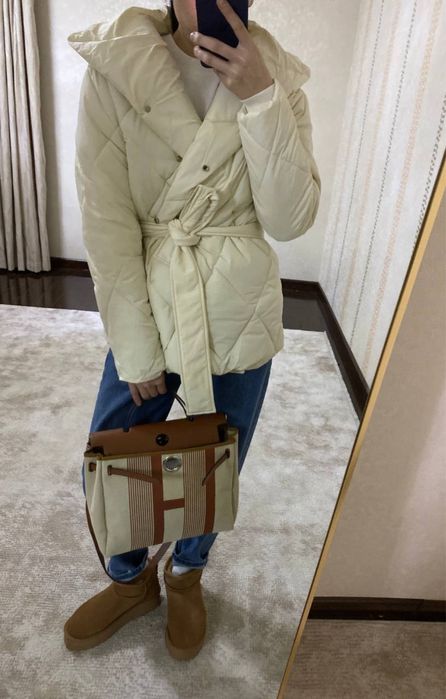 Стильная очень теплая женская куртка