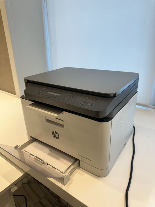 Лазерный цветной принтер