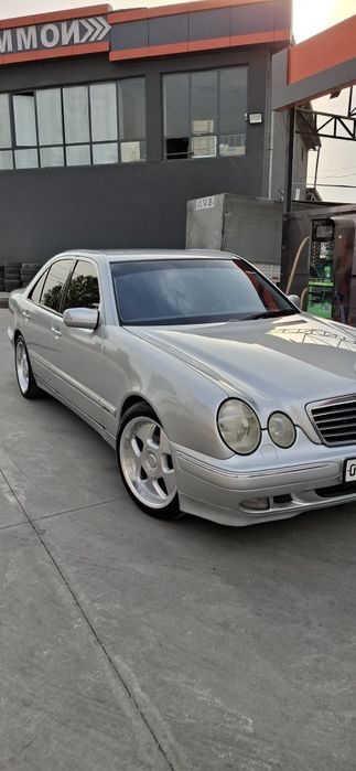 W210 restayling 2000 год  3.2 мотор