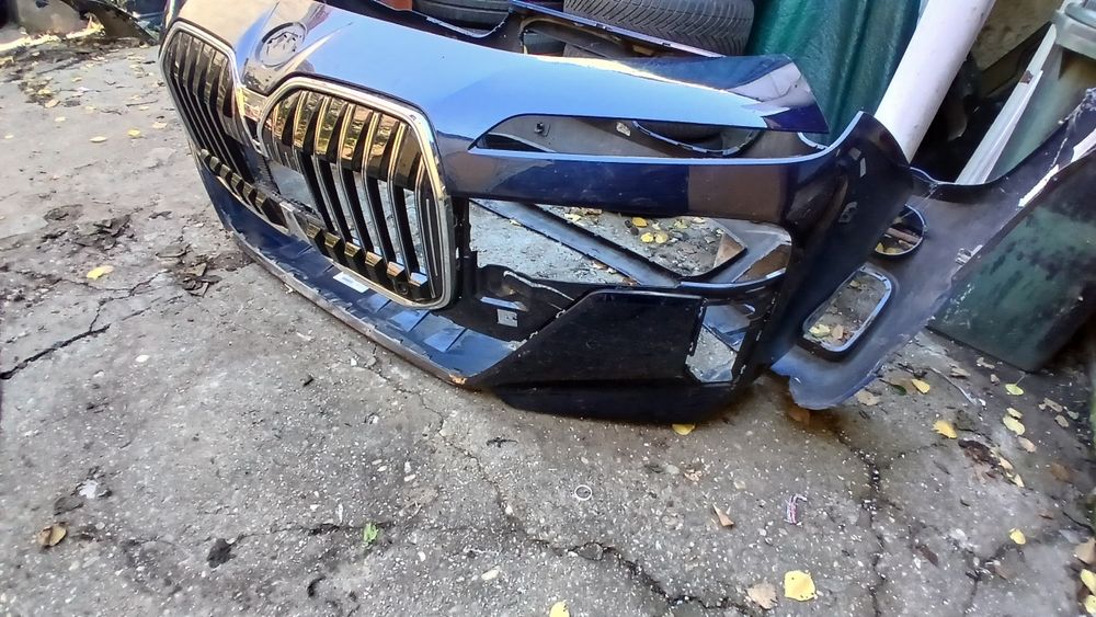 Bara fata BMW seria 7
