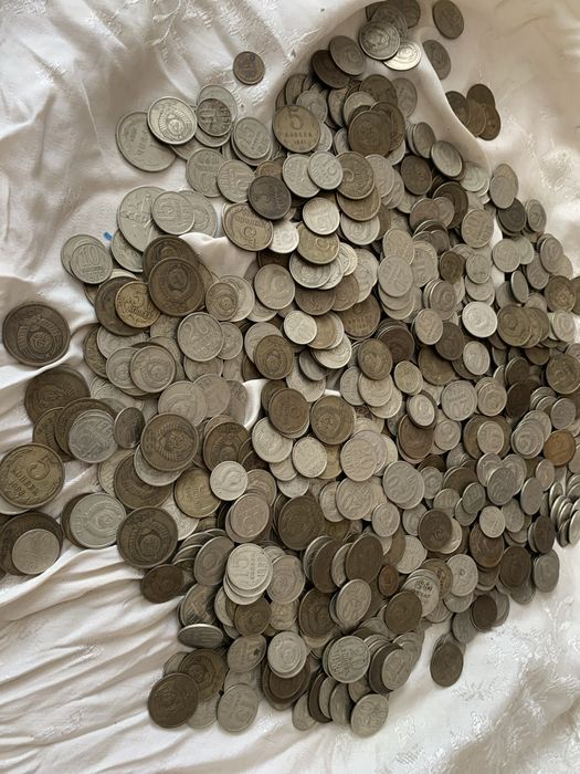 Продам монеты СССР разных годов.