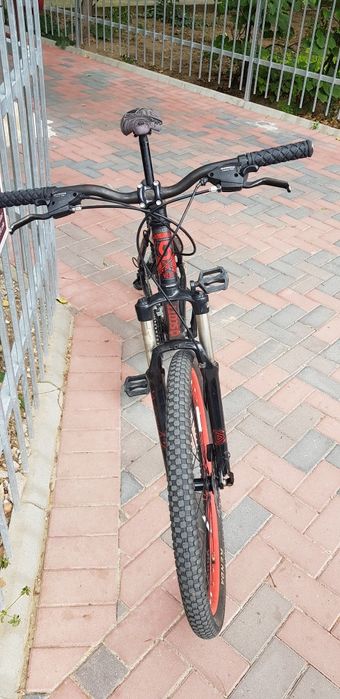 Vand sau schimb bicicletă scott voltage yz30