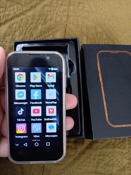 Чисто нов мини твлефон