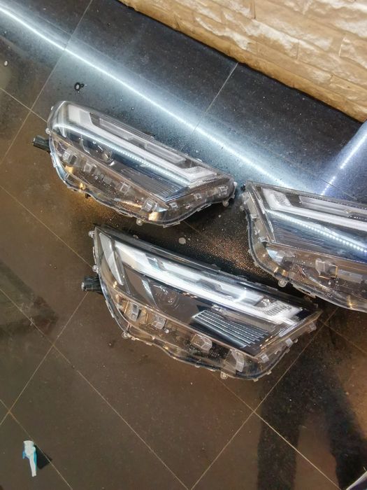 Far stânga dreapta toyota rav4 full led 2022/2023/2024