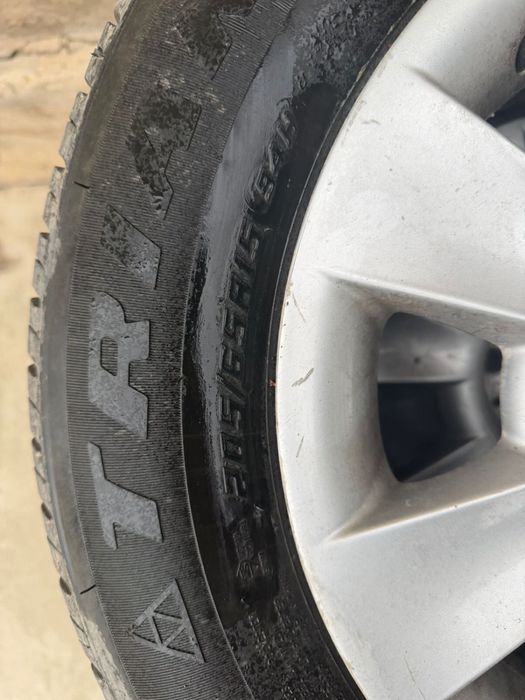 Комплект шин с дисками