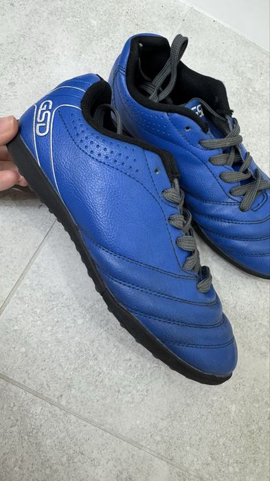 Бутсы для футбола 36 размер