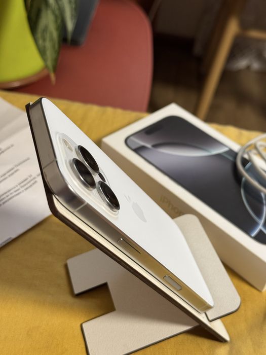 Iphone 16 pro без ремонта акум 92%