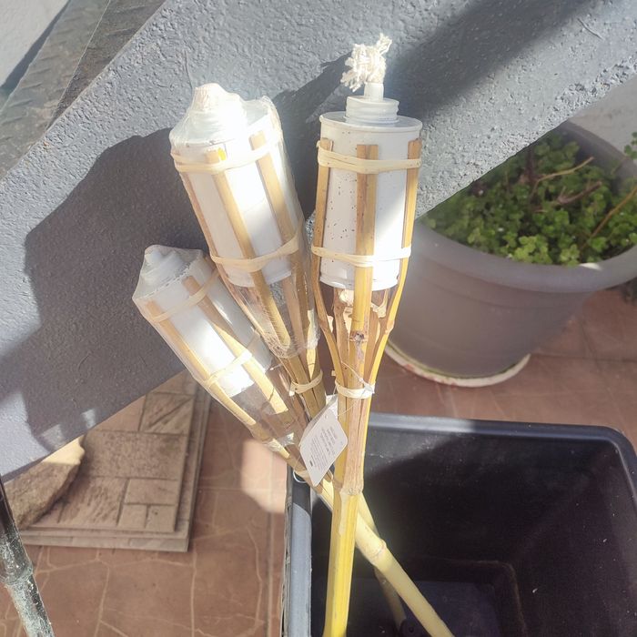 Градински факли от бамбук