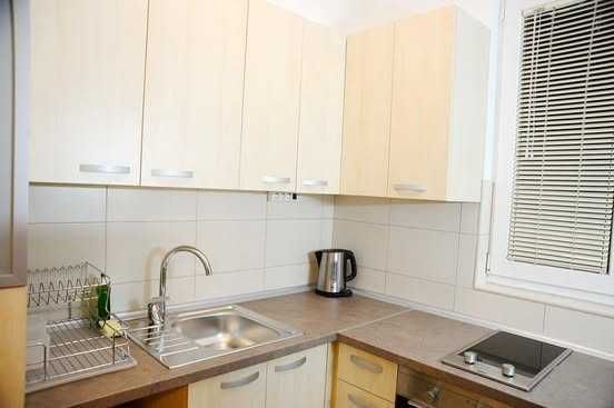 Дава се под наем Двустаен апартамент в София, 7-ми 11-ти километър - 67 кв.м за 600 € - Снимка #1