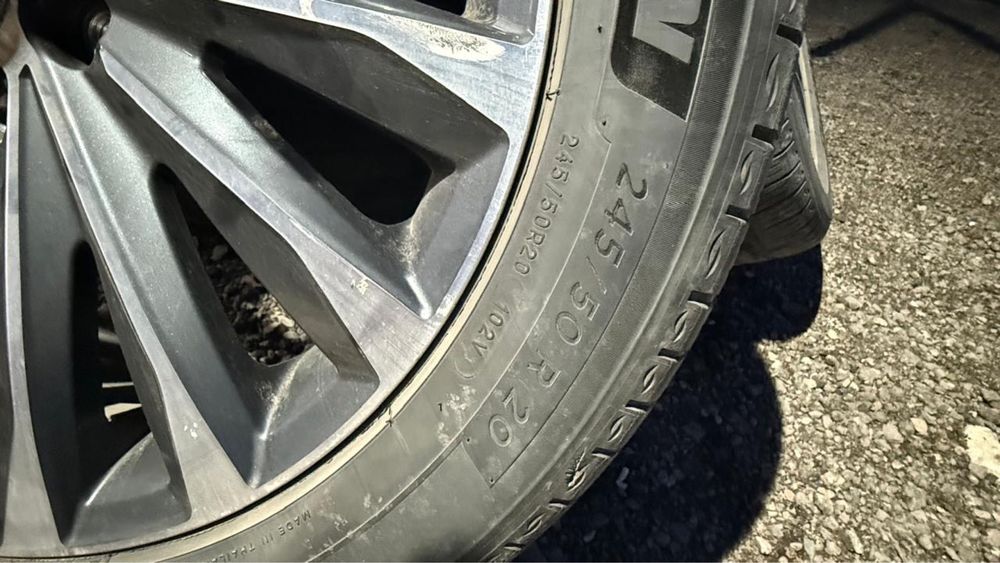 Продам шины Michelin