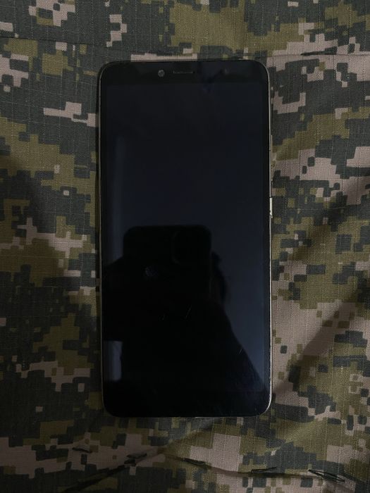 Смартфон Xiaomi, работает