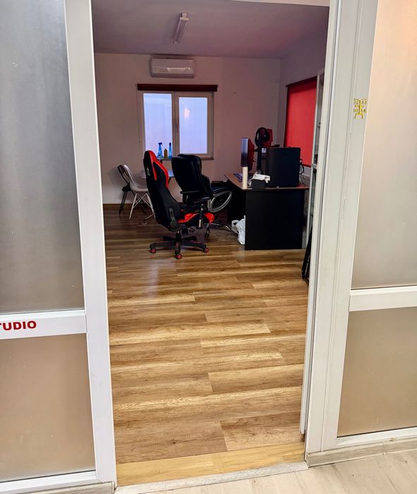 Spațiu comercial/birou de închiriat Obcini – Suceava, Str. Victoriei