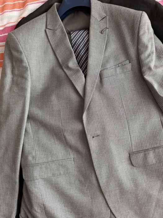 Мужской  костюм с брюками