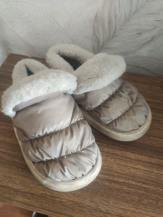 Обувь детская. Цены разные. Бу