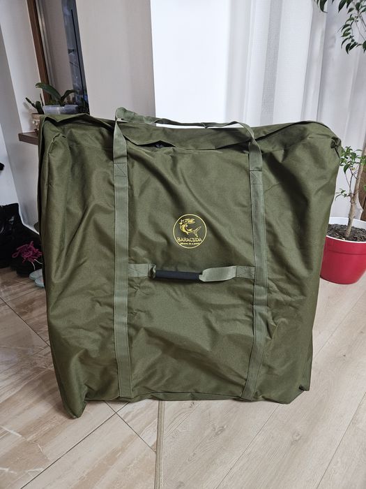 Vând Pat Pescuit cu Sac de dormit