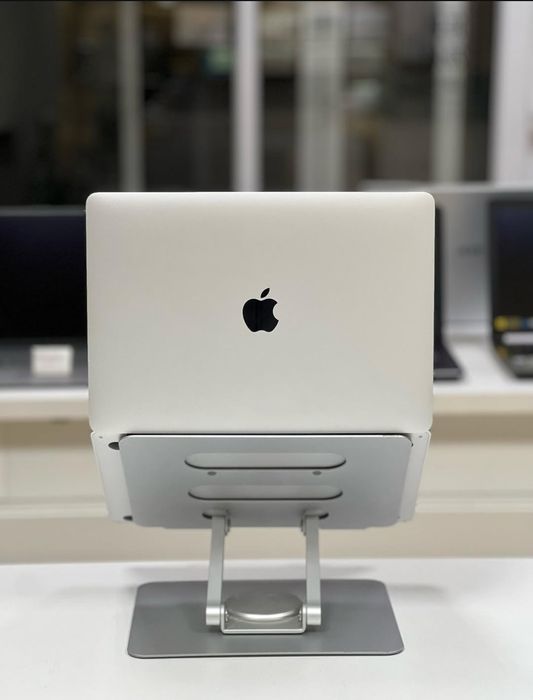 MacBook Pro M2 Touchbar