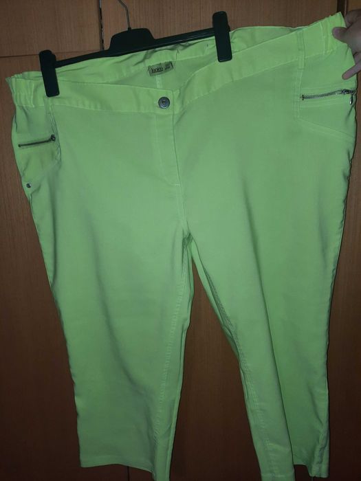 Макси 7/8 панталон в електриково зелено. 5XL размер