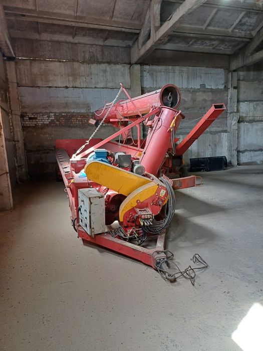 Шнековый погрузчик