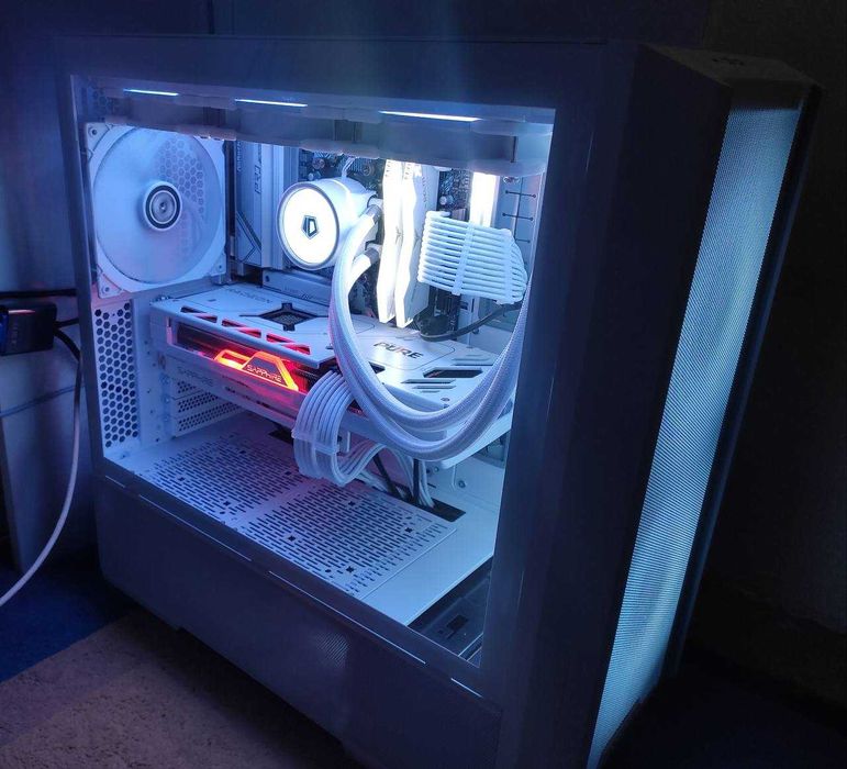 RX 7800 xt Sapphire Pure