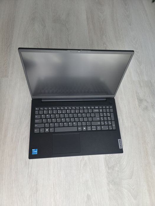 Lenovo i3 gen13 ddr5 ssd laptop model 2025 V15 G5