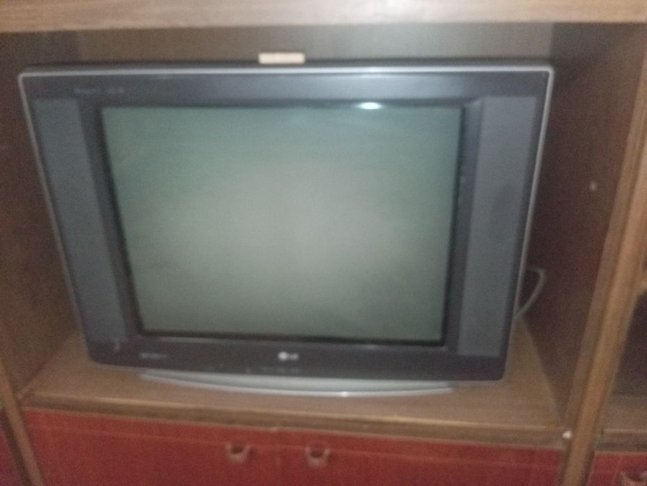 Televizor LG 72, Телевизор ЛЖ 72