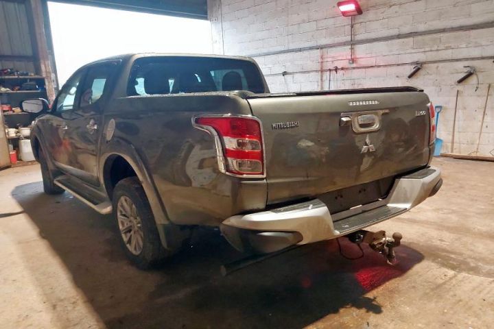 Dezmembrez Mitsubishi L200 5