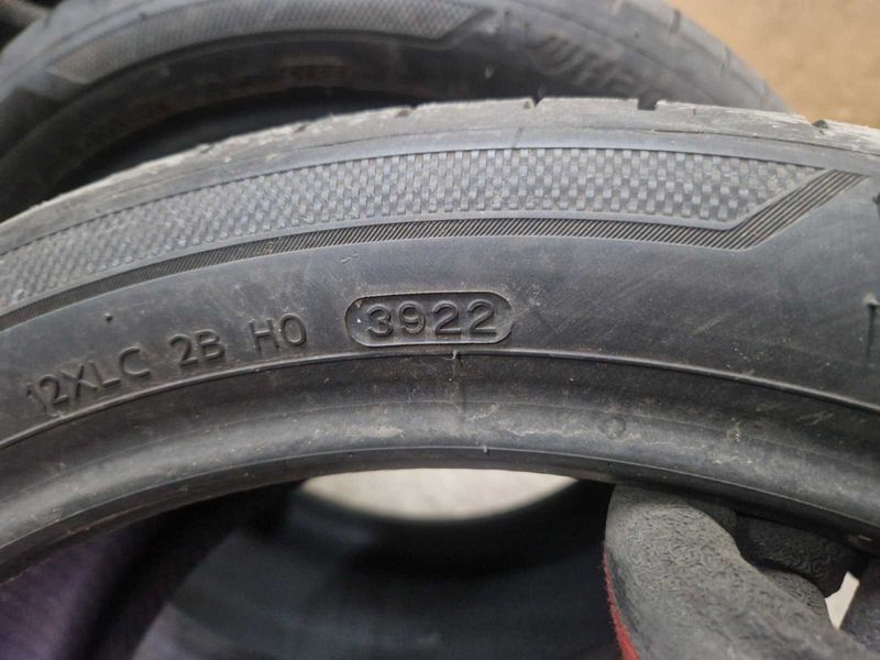 2 Hankook R19 245/40
летни гуми
DOT3922