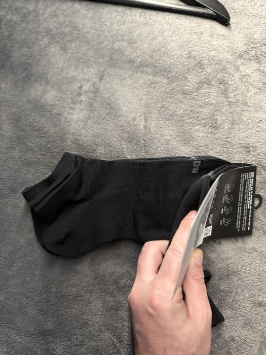 BOSS set 4 perechi sosete scurte negre marimea 39-42 noi originale