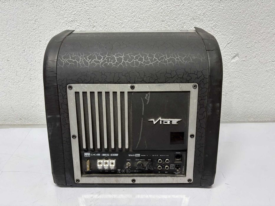 Буфер за кола - VIBE SQ8 EVO / 900W