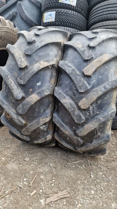 CAUCIUCURI 365/70R18 (12.5R18) marca Mitas