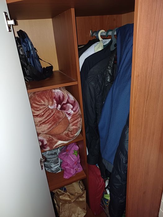 Продам шкаф Угловая