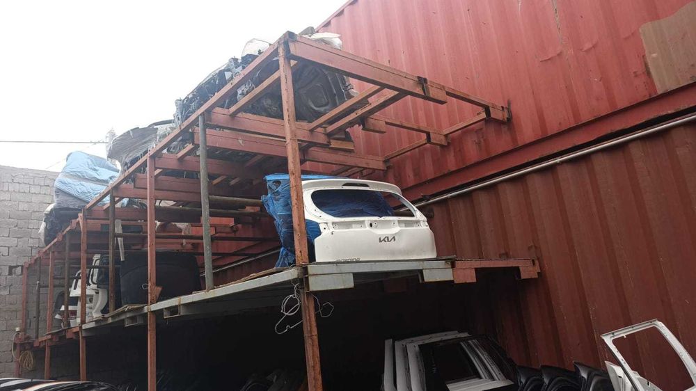 крышка багажа хюндай  кия