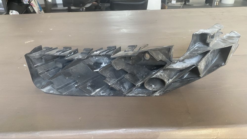 Държач фар jeep grand cherokee 2014-2019