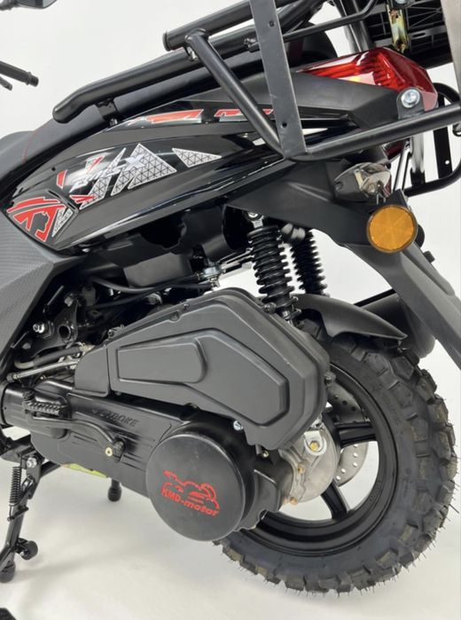 Скутер KMD Samurai 150 черный, белый