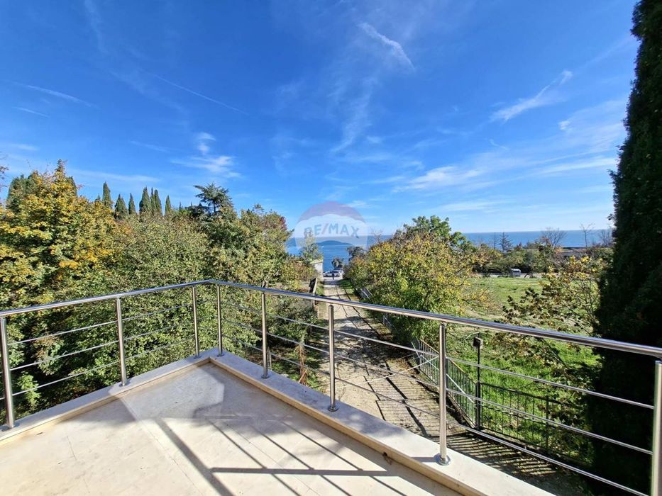 Хотел за продажба в к.к. Чайка, Варна, ТЕ