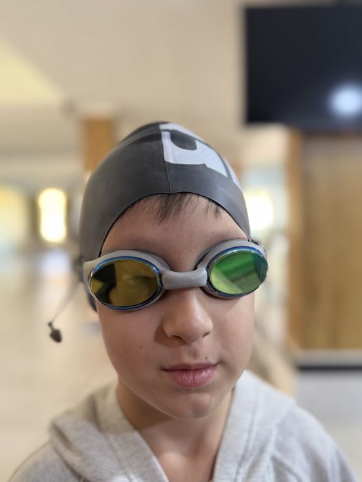 В продаже все для плавание начиная плавки очки шапочки и тд