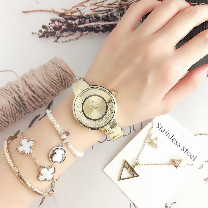 Дамски ръчен часовник Guess