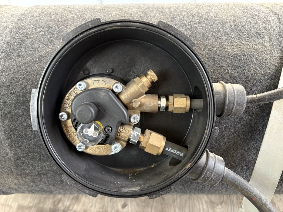 Продам ГБО срочно