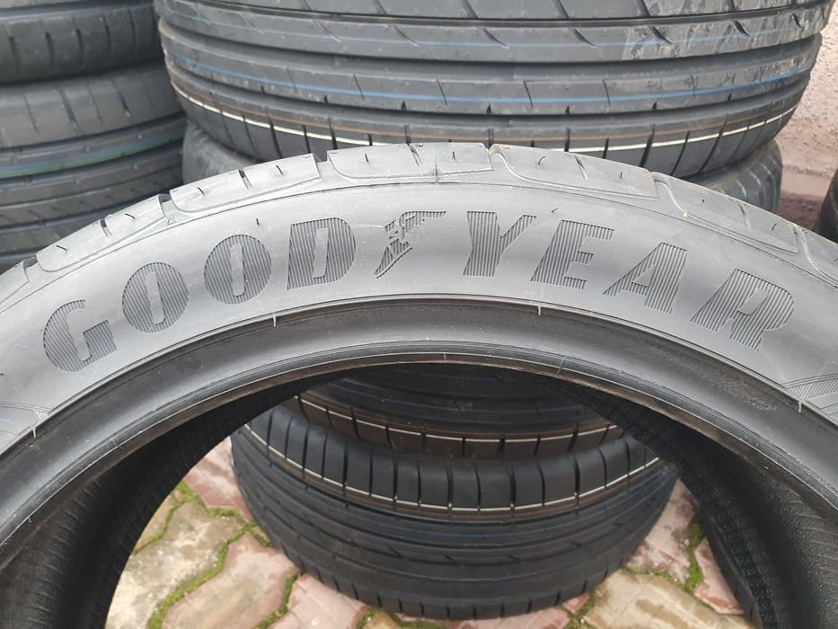 265 40 19,2buc vara noi,GOOD YEAR,EAGLE F1,ASYMETRIC2