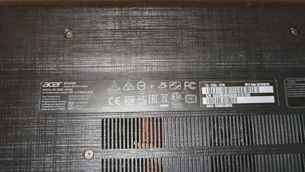 Acer Aspire E 15 1000 GB