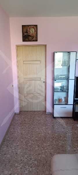 Дава се под наем Двустаен апартамент в Пловдив, Тракия - 50 кв.м за 350 € - Снимка #2