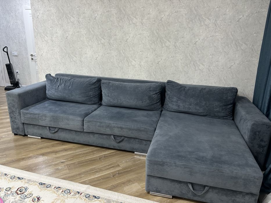 Продам Диван 3,5 метров