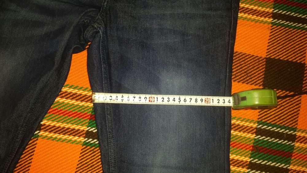 Мъжки дънки чисто нови