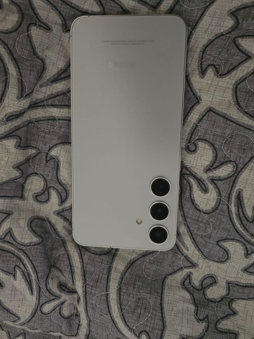 самсунг 24+ 256/12