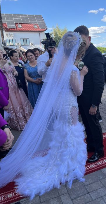Vand rochie de mireasa